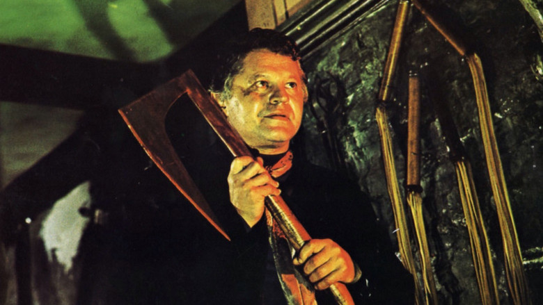 кадр из фильма Дом, где стекает кровь