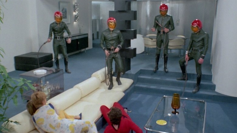 кадр из фильма Капля крови, чтобы умереть любя