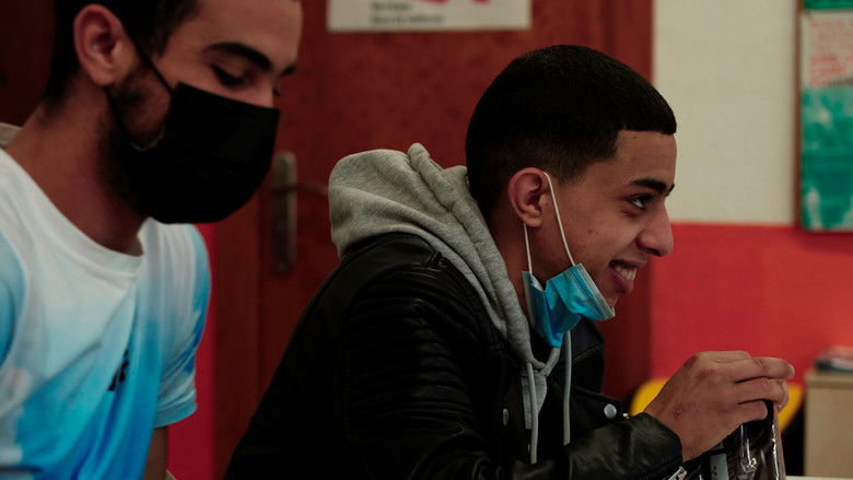 кадр из фильма Monte Tropic, una historia del confinamiento