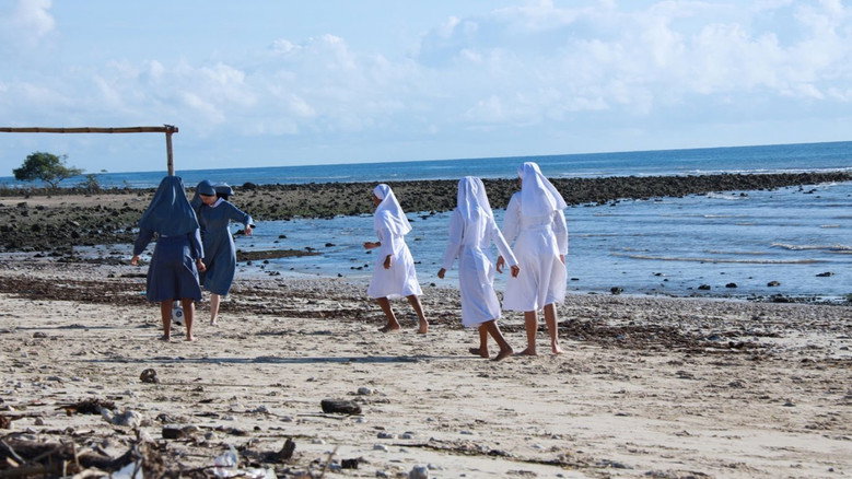 кадр из фильма Yohanna