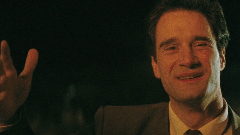 кадр из фильма Страховой агент