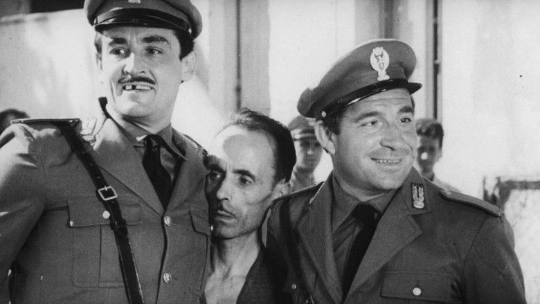 кадр из фильма Чудовища