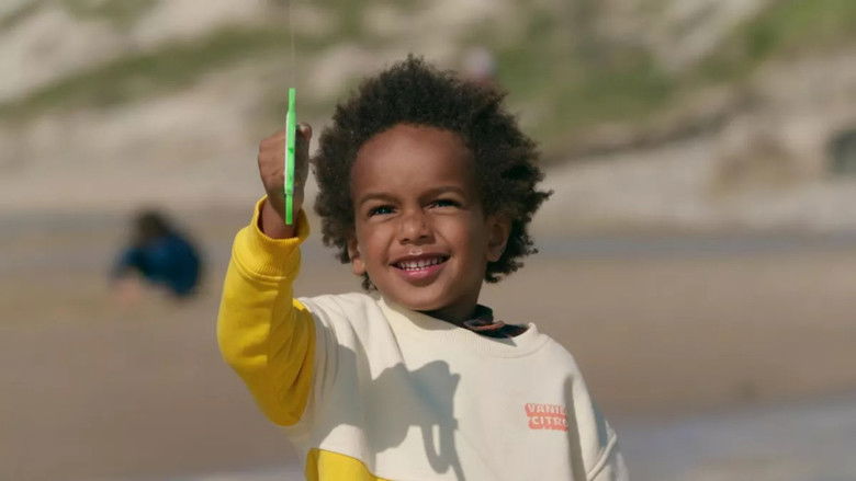 кадр из фильма Noirs en France