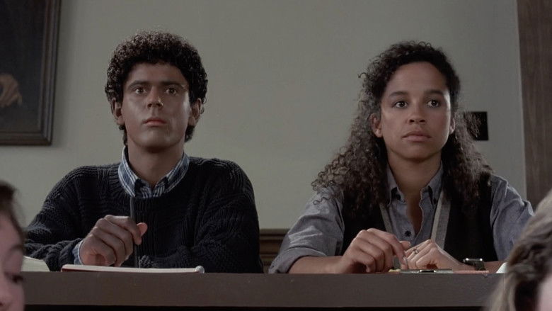 кадр из фильма Свой в доску