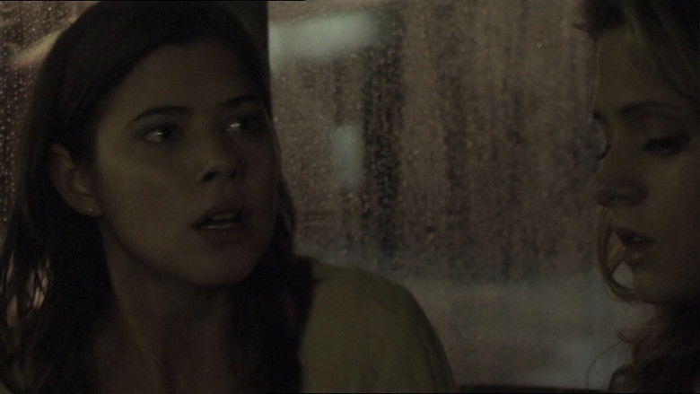 кадр из фильма Шатл