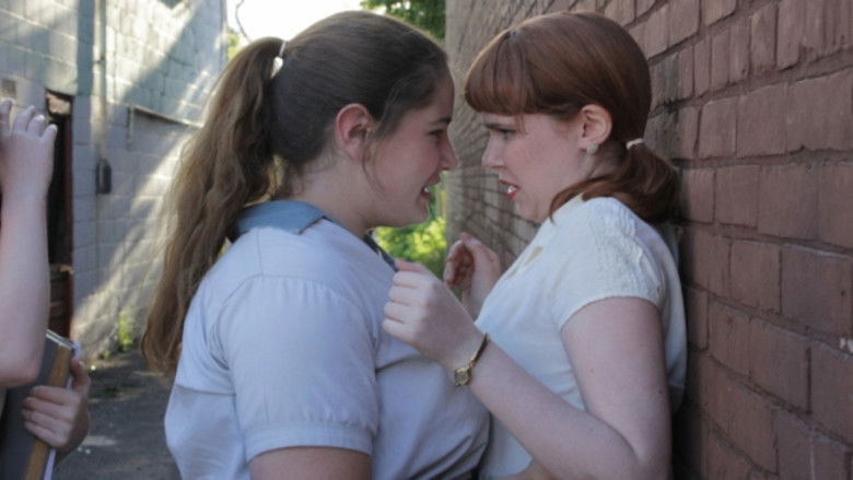 кадр из фильма Фоксфайр, признание банды девушек