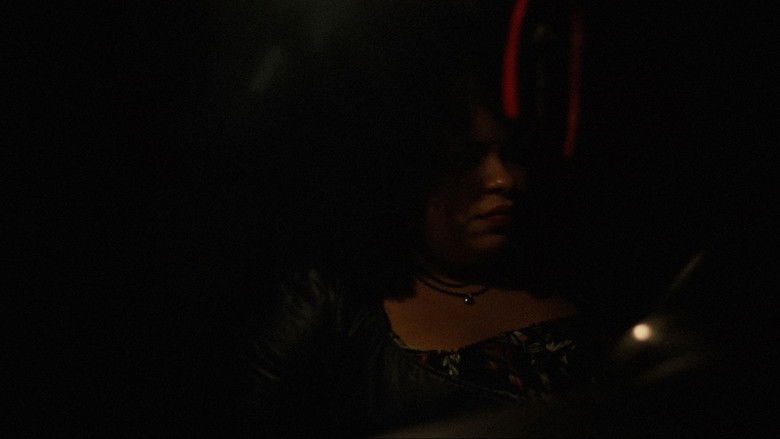 кадр из фильма Frequência Tardia