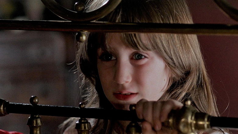 кадр из фильма Куклы