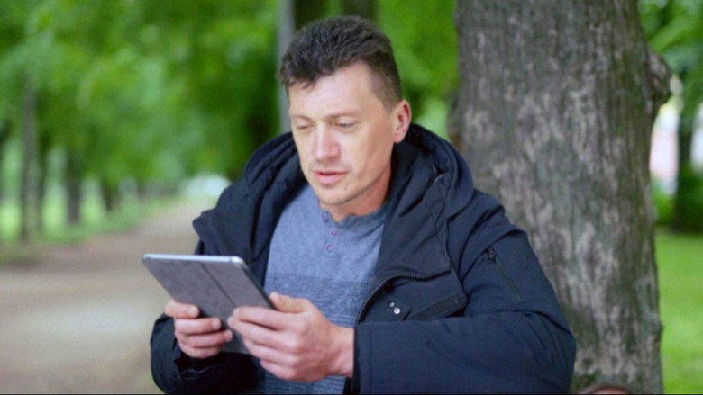 кадр из фильма Gefährliche Apps - Im Netz der Datenhändler