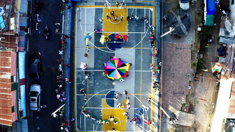 кадр из фильма Comparsa