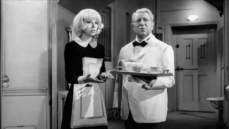 кадр из фильма Месье