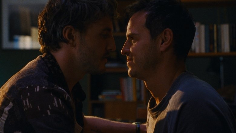 кадр из фильма Мы всем чужие