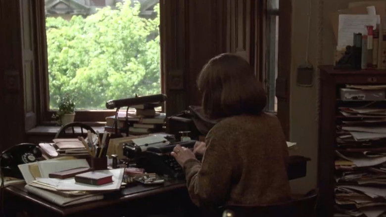 кадр из фильма Чаринг Кросс Роуд, 84