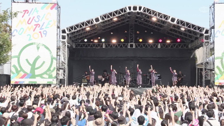 кадр из фильма BiSH - PIA MUSIC COMPLEX 2019