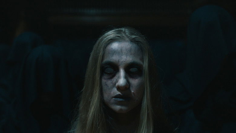 кадр из фильма Шёпот мёртвых