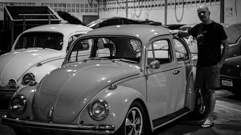 кадр из фильма MANCHA DE ÓLEO: A Cultura Fusqueira em Campina Grande