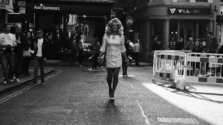 кадр из фильма Pink Feathers