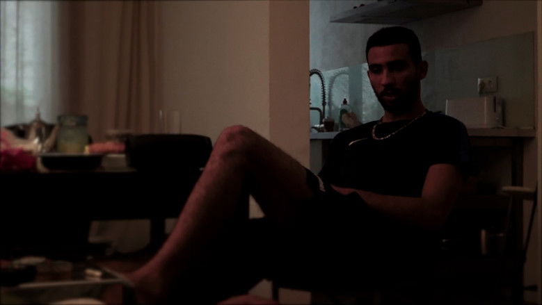 кадр из фильма Monte Tropic, una historia del confinamiento