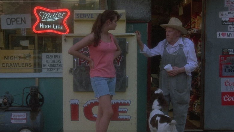 кадр из фильма The Crawlers