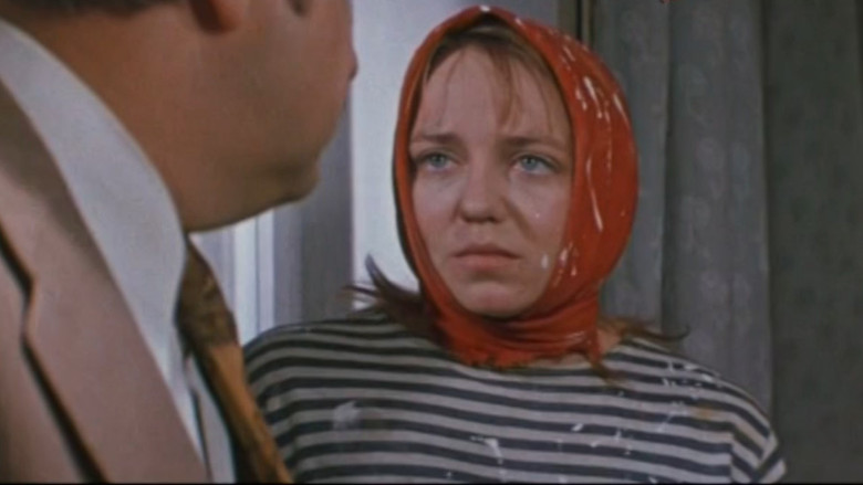 кадр из фильма Город с утра до полуночи