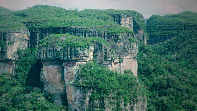кадр из фильма Chiribiquete, un viaje a la memoria ancestral de América