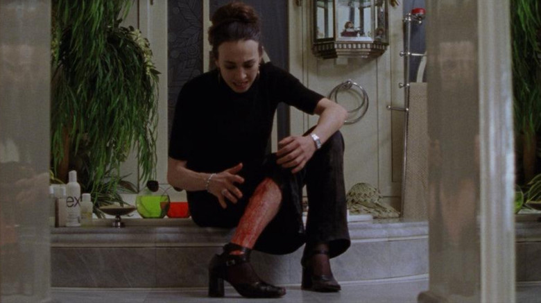 кадр из фильма В моей коже