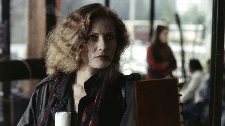 кадр из фильма Короткий фильм о любви