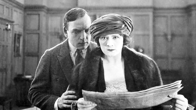 кадр из фильма A Voice in the Dark