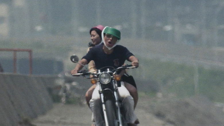 кадр из фильма ネオンくらげ 新宿花電車