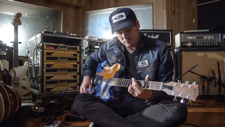 кадр из фильма Ernie Ball: The Pursuit of Tone - Tom DeLonge