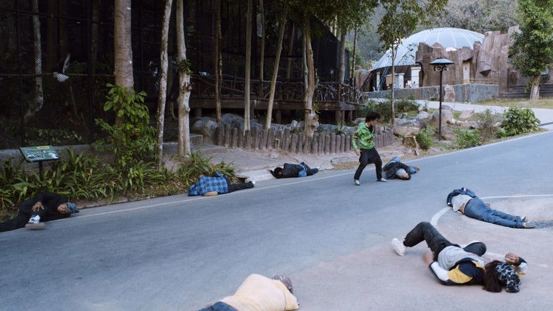 кадр из фильма Пяткой в глаз