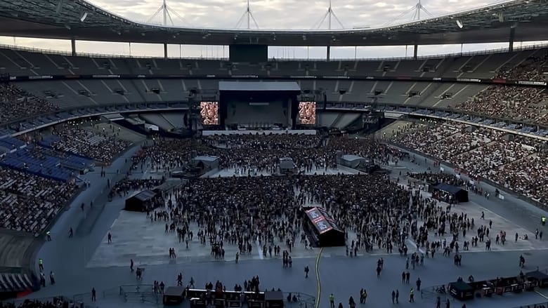 кадр из фильма Johnny Hallyday Allume le feu au Stade de France