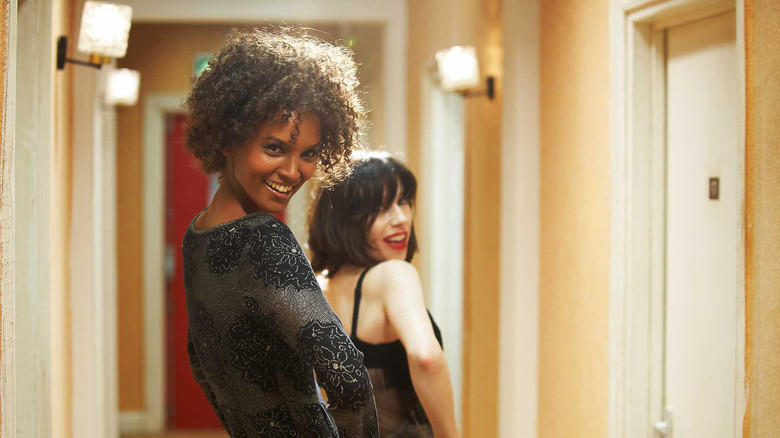 кадр из фильма Цветок пустыни