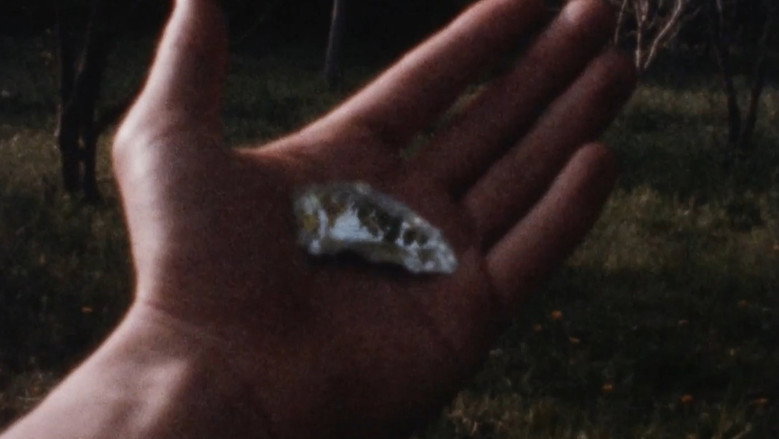 кадр из фильма 回路計