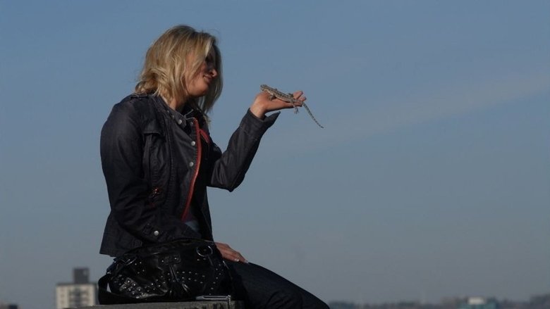 кадр из фильма Полная обнаженка