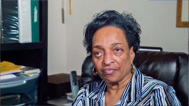 кадр из фильма Commutation