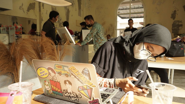 кадр из фильма Setara