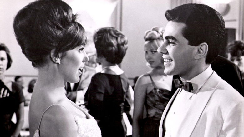 кадр из фильма Two Tickets to Paris