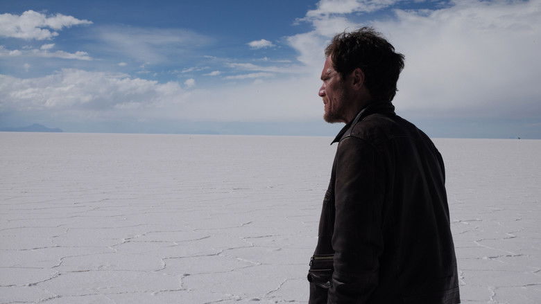 кадр из фильма Соль и пламя