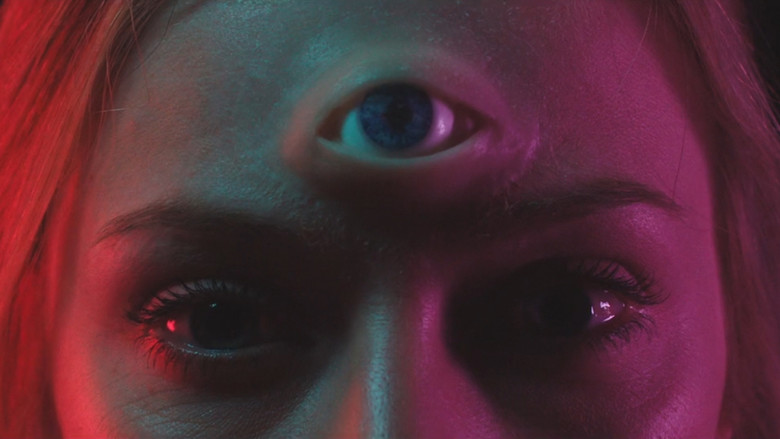 кадр из фильма Призраки Джонстауна