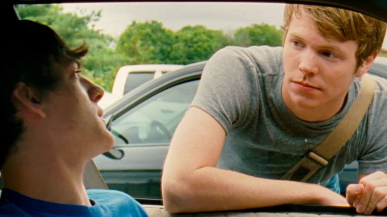 кадр из фильма Lloyd Neck