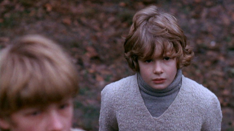 кадр из фильма Дом нашей матери