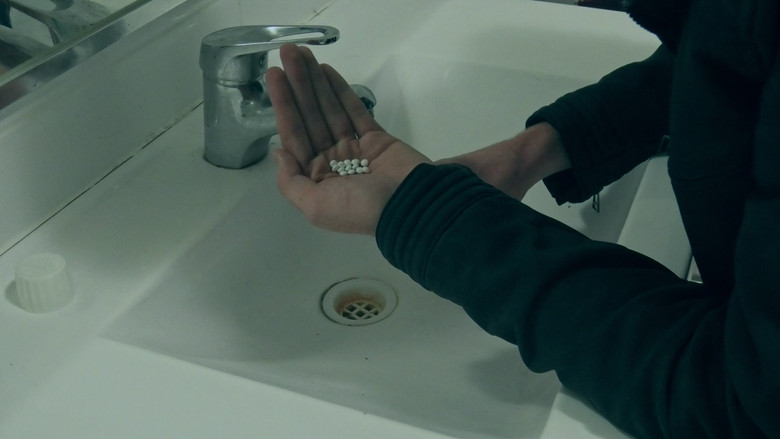кадр из фильма Pill Addiction