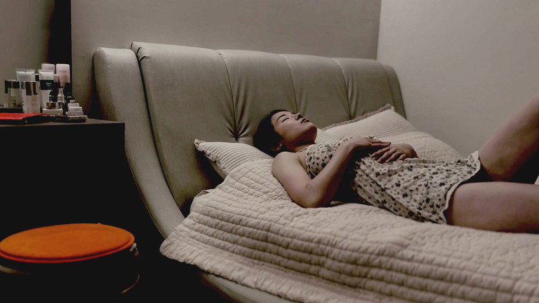 кадр из фильма Hidden Eyes