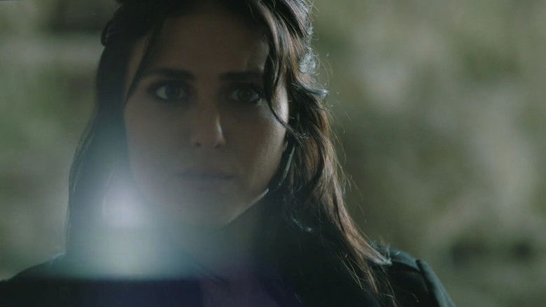 кадр из фильма Акулий торнадо 5: Глобальное роение