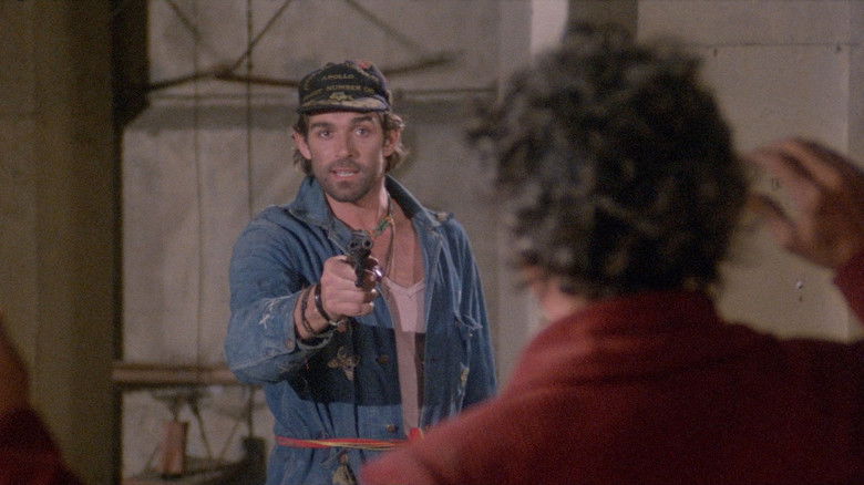 кадр из фильма Улица наркотиков