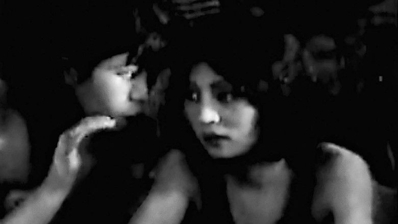 кадр из фильма Кровь любви на вулкане