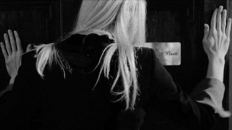 кадр из фильма Accept Our Sincere Apologies