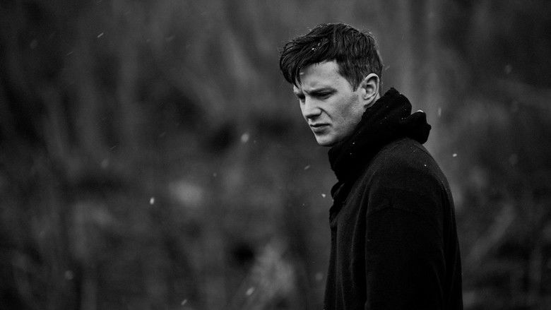 кадр из фильма Незнакомец