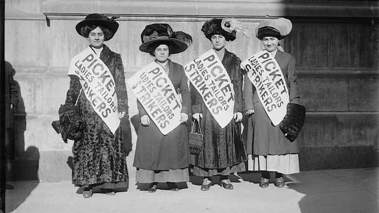 кадр из фильма Stand UP, Speak OUT: Equal Pay - Know Your Rights